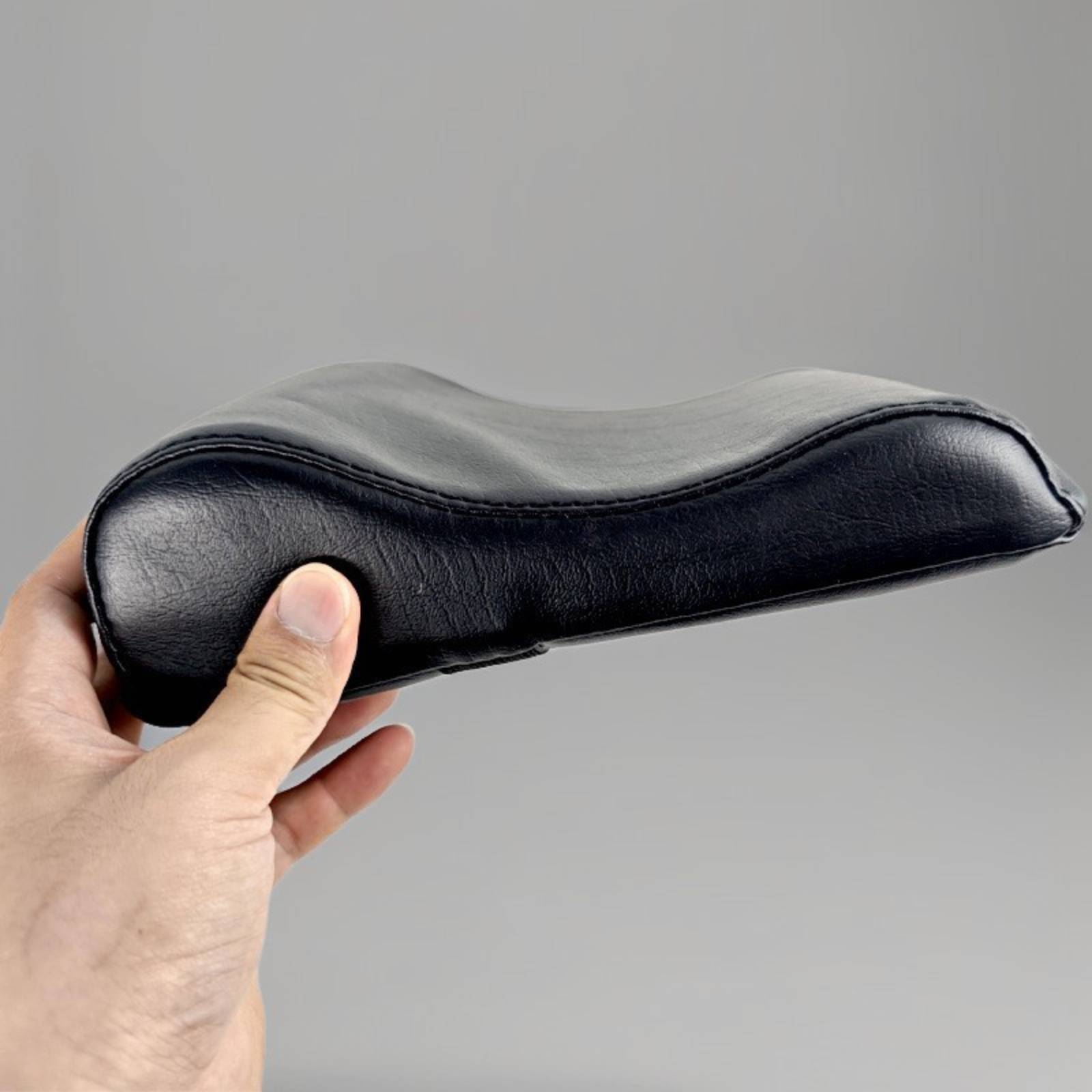 Pilates Bed Neck Pillow Padded - огляд і ціна Pilates & Yoga Reversible Mockneck Sweatshirt